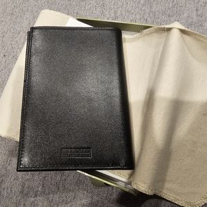 Revenger passport holder, black size 5.5" x 4"